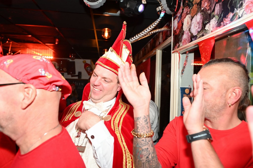 ../Images/Tulpkabouters van hun prins af 240.jpg